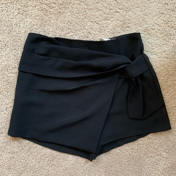 Vestique skort - Picture 1 of 3